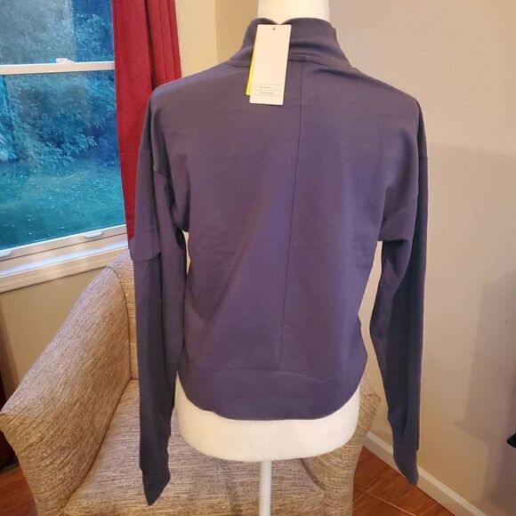 NWT. All In Motion. Dark Blue Cropped Oversize Active Sweater XS - Picture 4 of 7